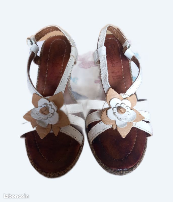 Sandales tout cuir (image 1)