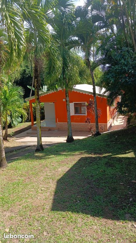 Maison 3 pièces 49 m² · à Baie-Mahault · 49 m² · 780 €/mois