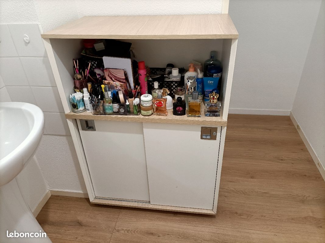 Meuble blanc bois (image 1)