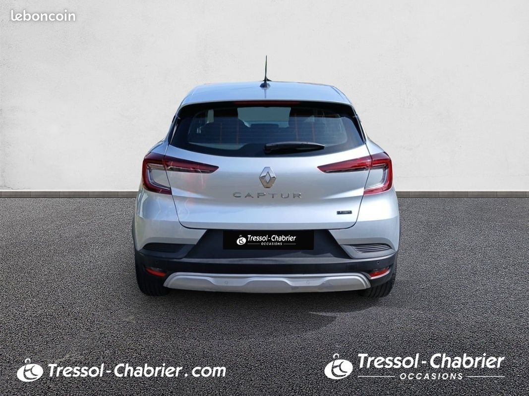 RENAULT Captur E-Tech hybride 145 Equilibre (image 4)