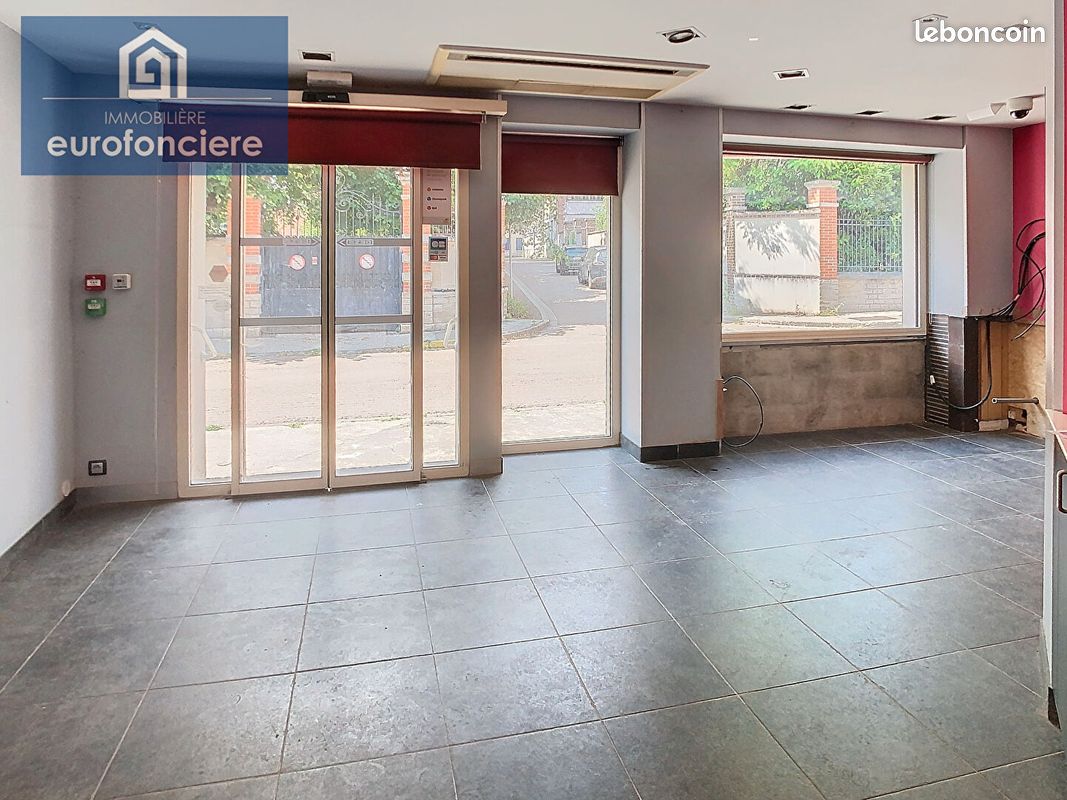 Maison 11 pièces 187 m² · à Aix-Villemaur-Pâlis · 187 m² · 87 000 €