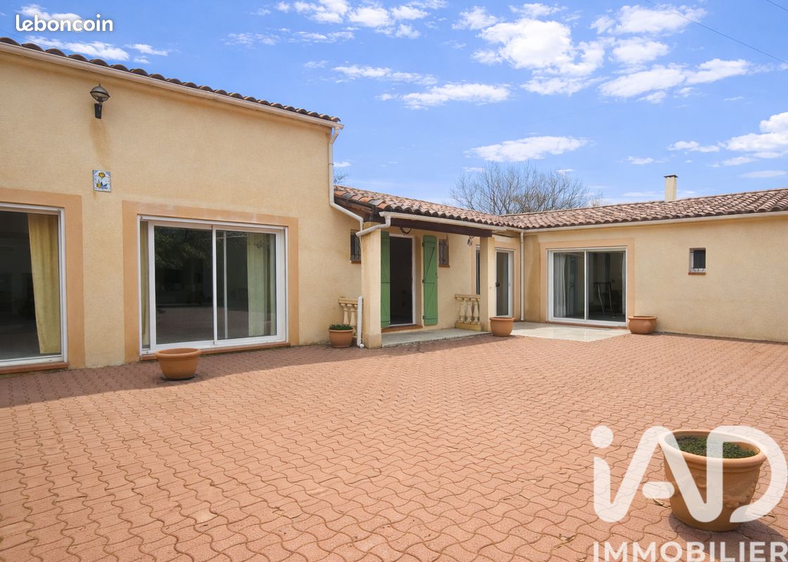 Propriété 11 pièces 254 m² (image 4)