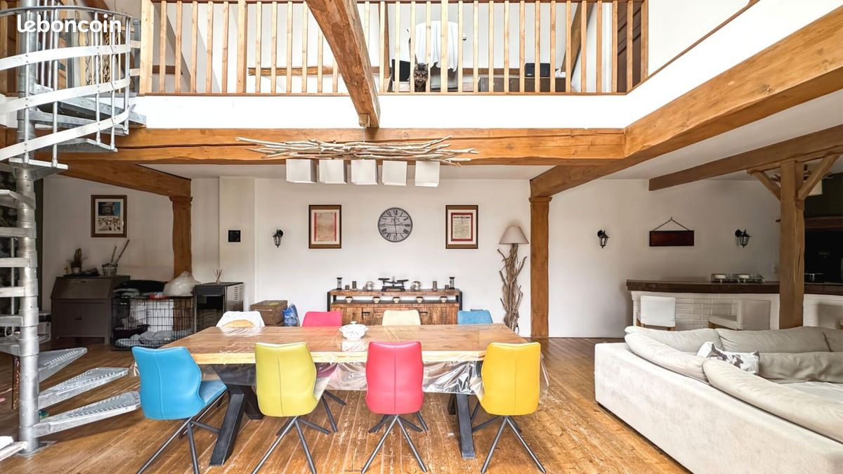 Maison 8 pièces 204 m² · à Brêmes · 204 m² · 369 000 €