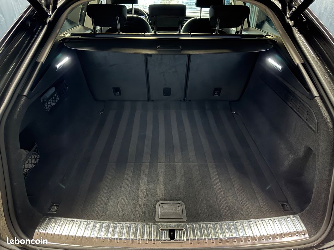 AUDI Q8 Q8 45 TDI 231 Tiptronic 8 Quattro / CarPlay / Caméra de recul / Sièges éléctriques (image 27)