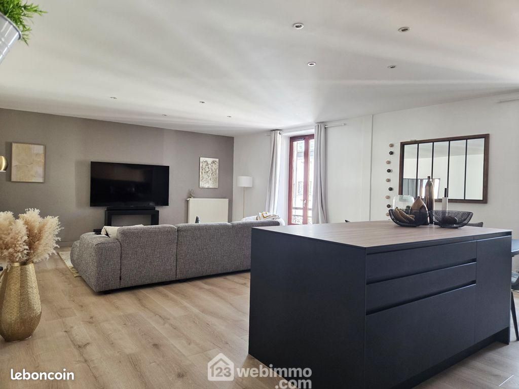 Appartement 4 pièces 113 m² · à Albertville · 113 m² · 259 000 €
