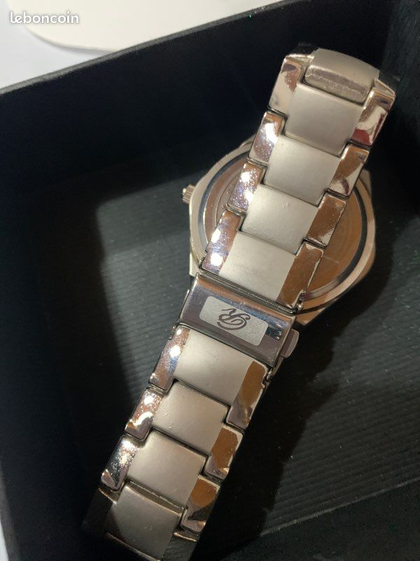 Montre Femme Charles Raymond Plaquée Or - Mouvement Quartz, Boîtier Ovale En Acier Doré - Élégante Et Vintage