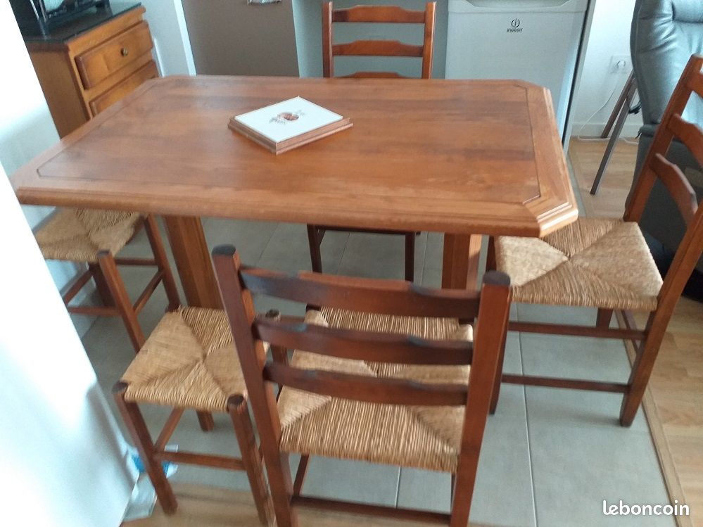 Belle TABLE CUISINE bois à LA ROCHETTE (image 2)