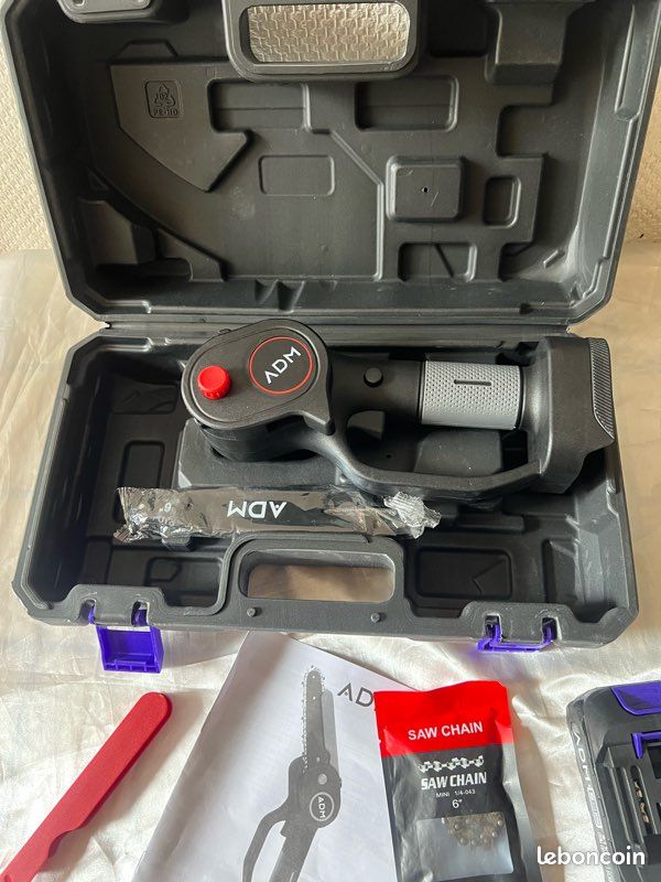 Tronçonneuse sans fil avec sa mallette, batterie et chargeur neuve jamais servie (image 5)
