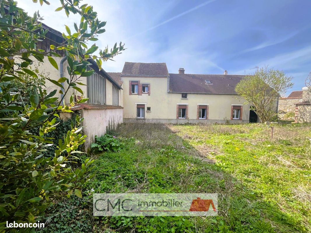 Maison 4 pièces 117 m² · à Sours · 117 m² · 189 900 €