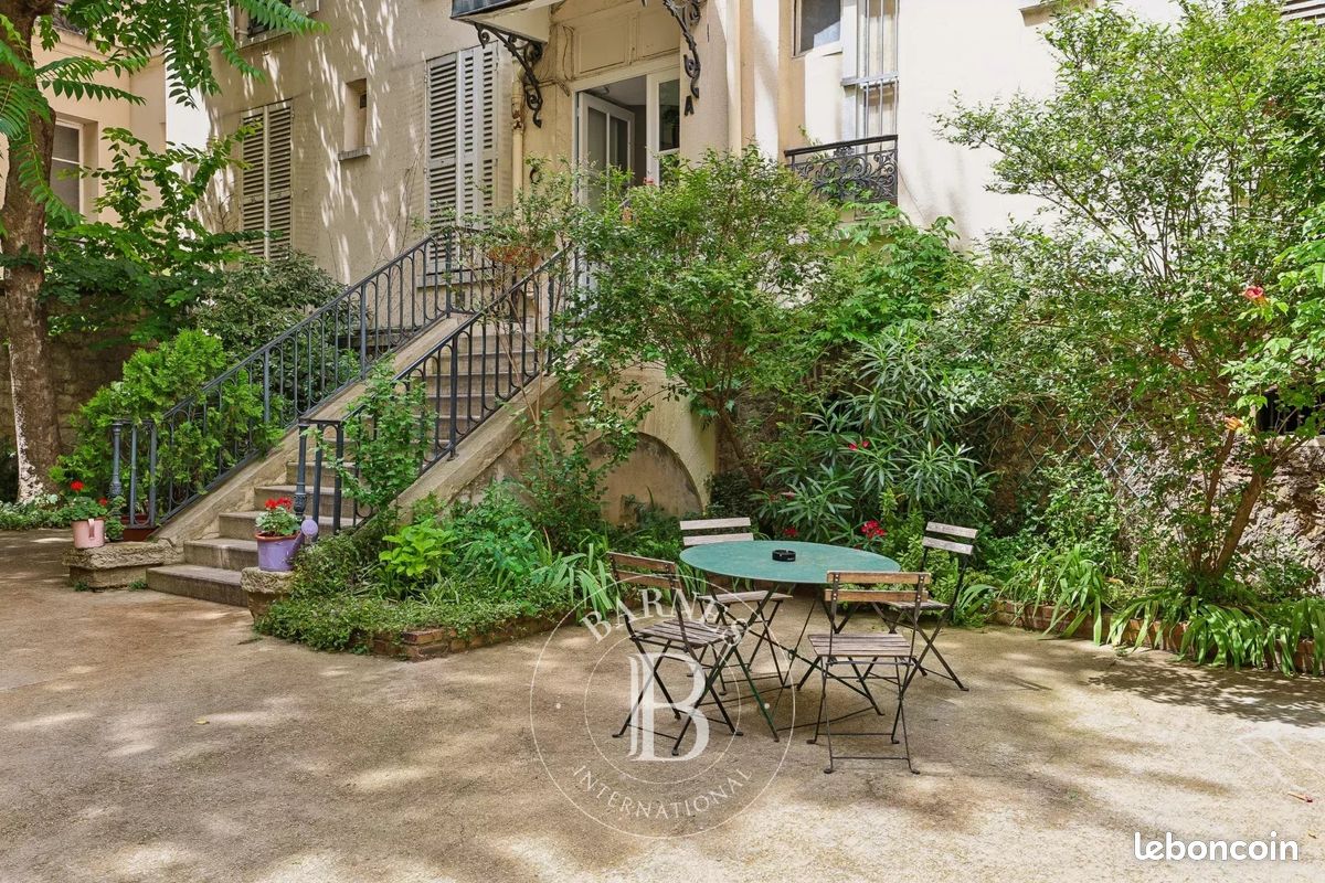 Appartement 1 pièce 18 m² · à Paris · 18 m² · 295 000 €