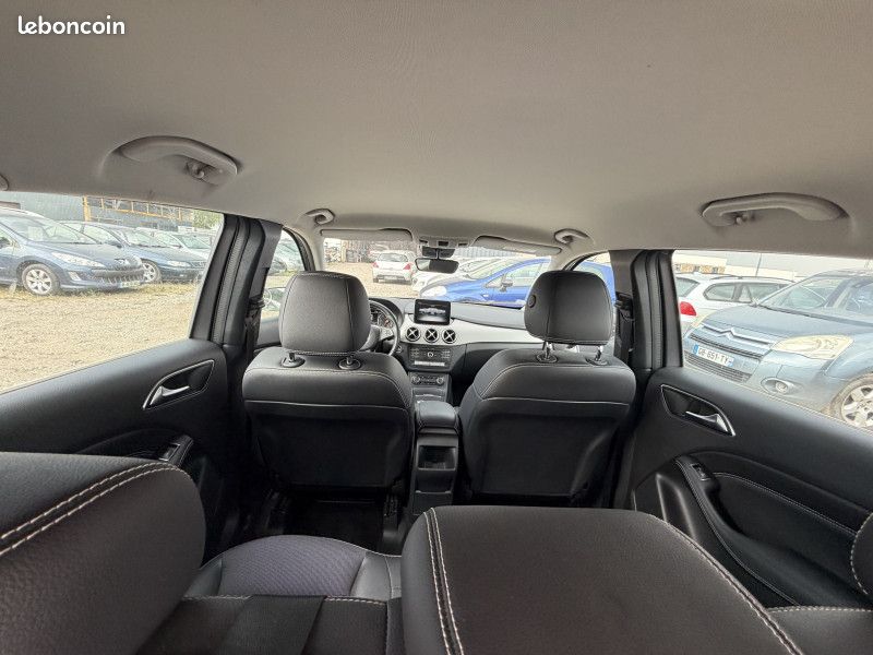 Mercedes CLASSE B 200D 136CH SPORT EDITION 7G-DCT (image 18)