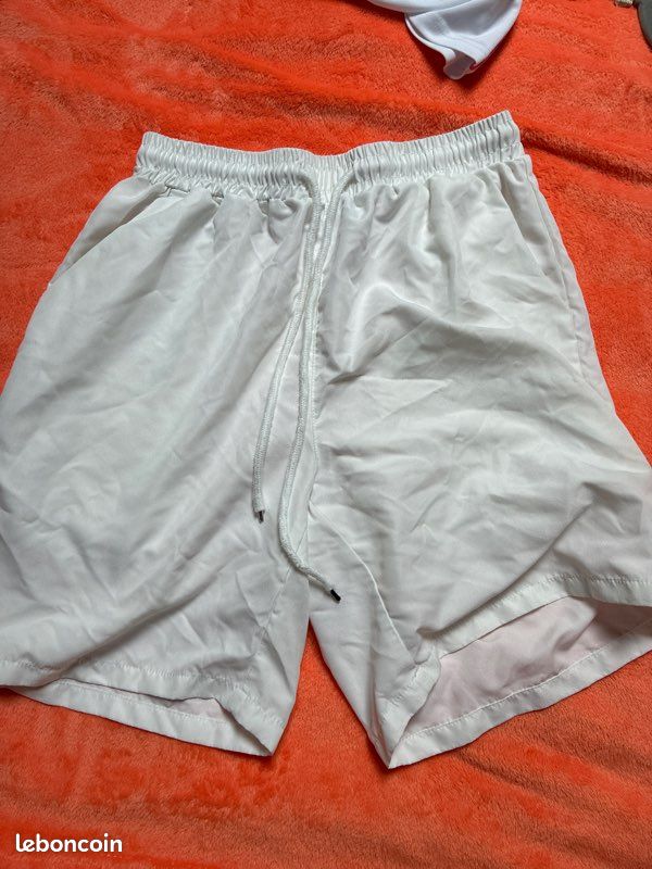 Short blanc (image 1)
