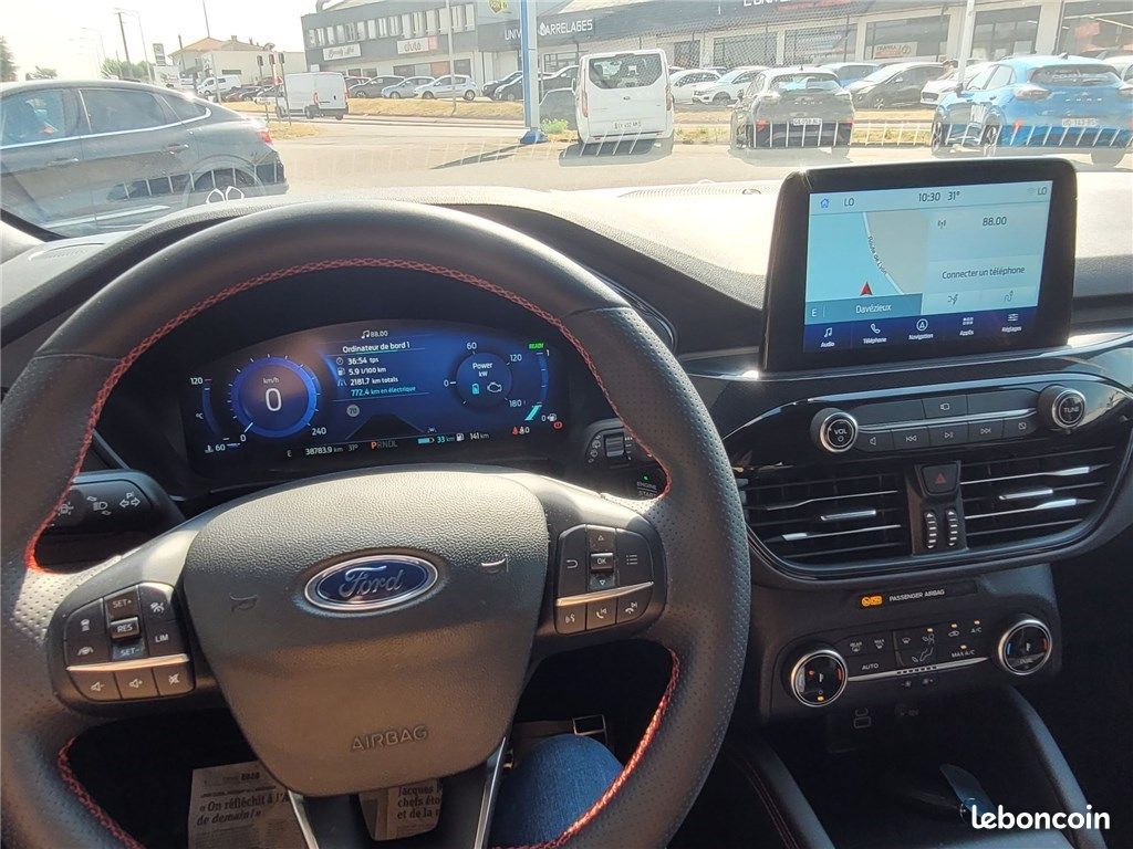 Ford Kuga III 2.5 DURATEC 225 CH PHEV POWERSHIFT ST-Line X (image 15)