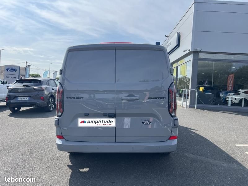 Ford Transit Custom Fg 320 L1H1 2.5 Duratec 232ch Hybride rechargeable Limited CVT (image 6)
