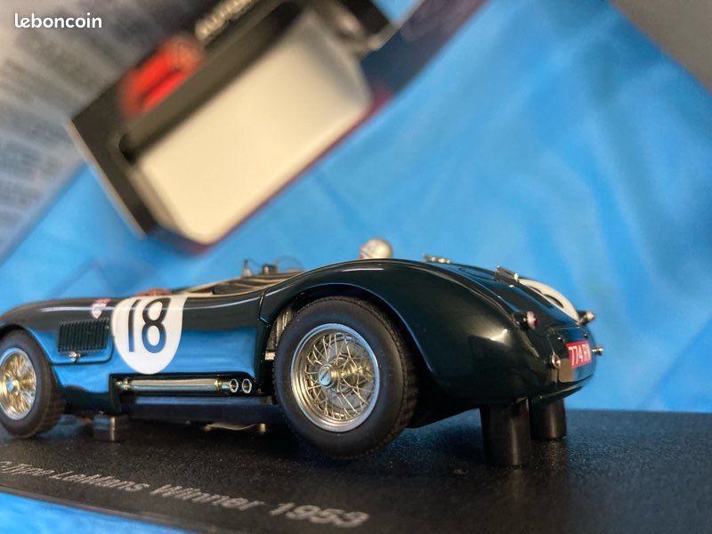 Jaguar Type C - Vainqueur Des 24h Du Mans 1953 - AUTOart 1/18 - Modèle De Collection