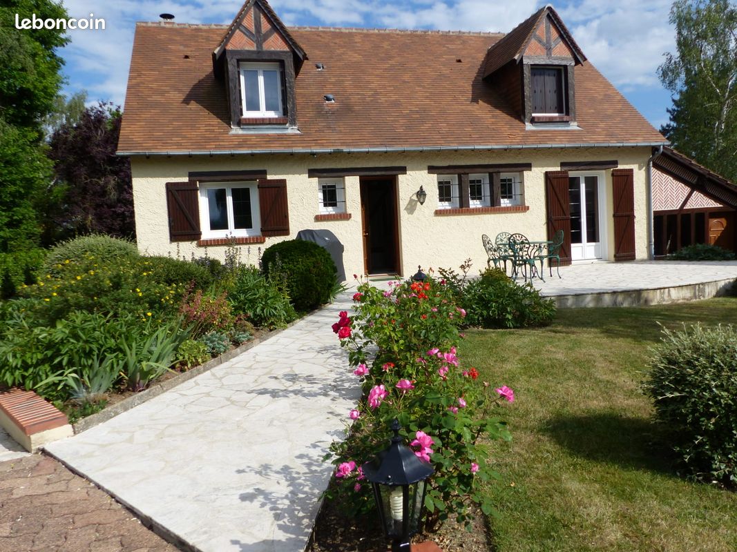 Maison 6 pièces 193 m² · à Rebréchien · 193 m² · 390 000 €