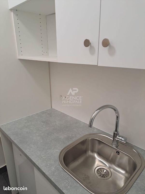 Appartement a louer versailles - 1 pièce(s) - 16 m2 - Surfyn