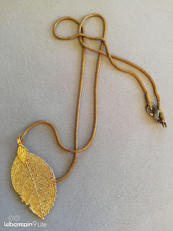 Bijoux fantaisie de qualité 8 l'un (image 2)