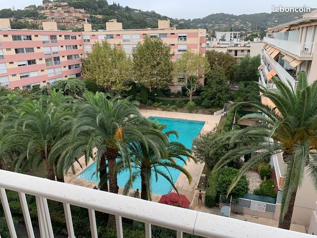Appartement 2 pièces 52 m² · à Vallauris · 52 m² · 1 000 €/mois