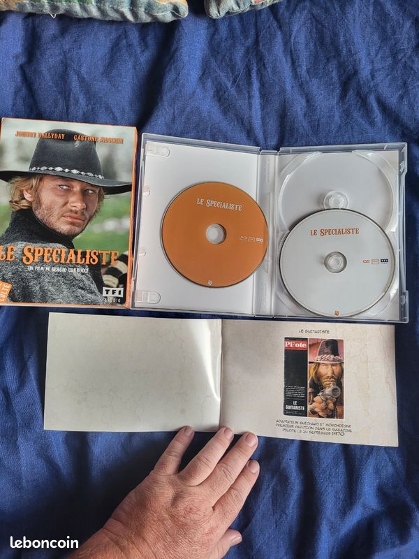 Coffret Blu ray + DVD + BD Le Spécialiste (Johnny Hallyday. Fourreau cartonné ) (image 13)