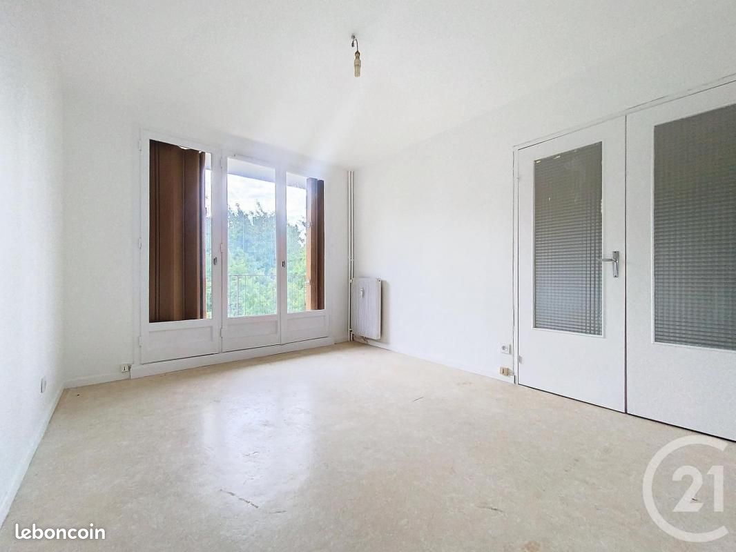 Appartement a louer chalons-en-champagne - 2 pièce(s) - 42 m2 - Surfyn