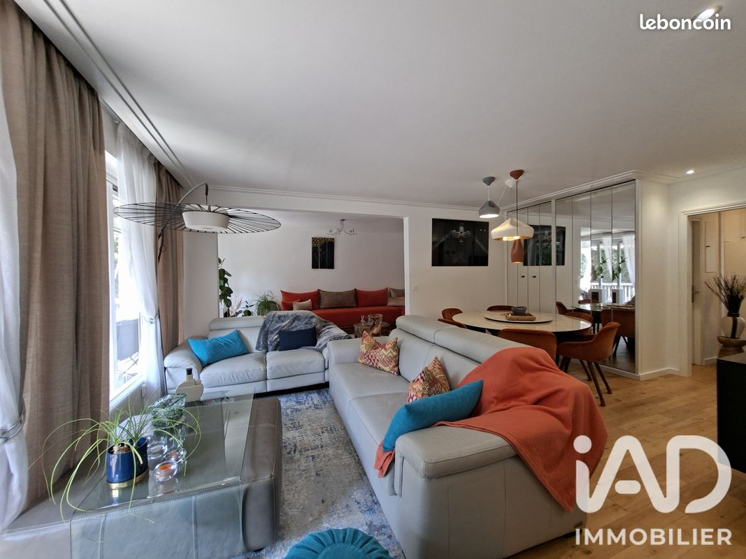 Appartement 3 pièces 77 m² · à Roubaix · 77 m² · 247 000 €