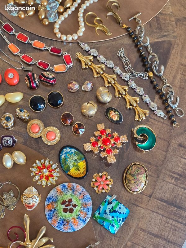 Lot Bijoux Vintage – Perles Et Laiton, à Restaurer Ou Détourner