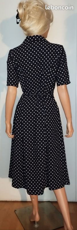 Robe Vintage Authentique Taille 38 - Rouge Et Blanc - Neuve Sans étiquettes