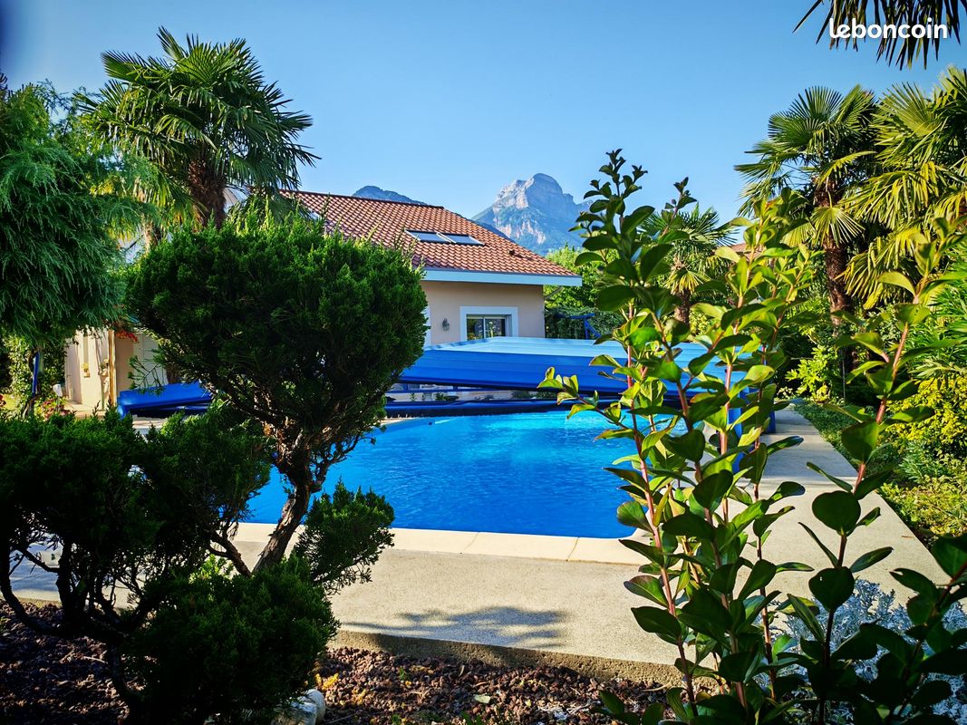 Maison 6 pièces 165 m² · à Saint-Ismier · 165 m² · 920 000 €