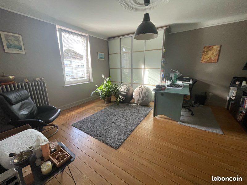 Maison 6 pièces 223 m² · à Florange · 223 m² · 330 000 €