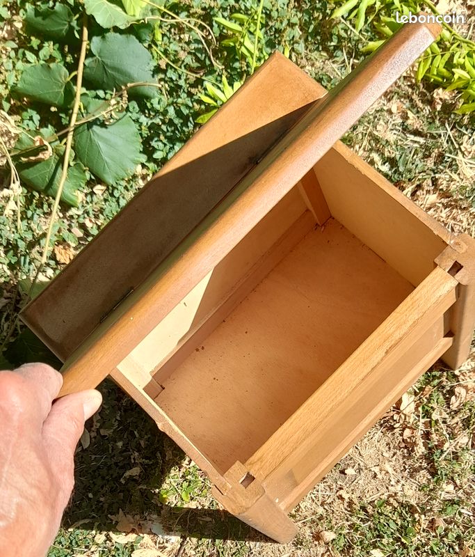 Tabouret coffre (image 3)