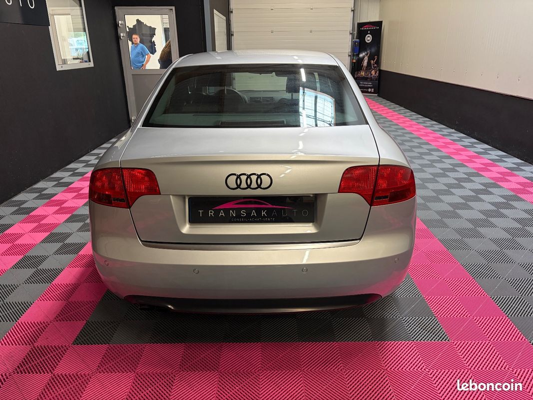 AUDI A4 A4 1.9 TDI S-Line / Carnet complet (image 5)