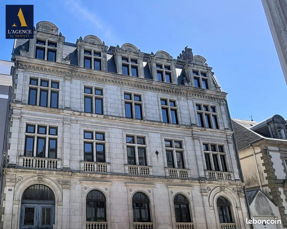 Immeuble 685 m² · à Lorient · 685 m² · 1 724 250 €