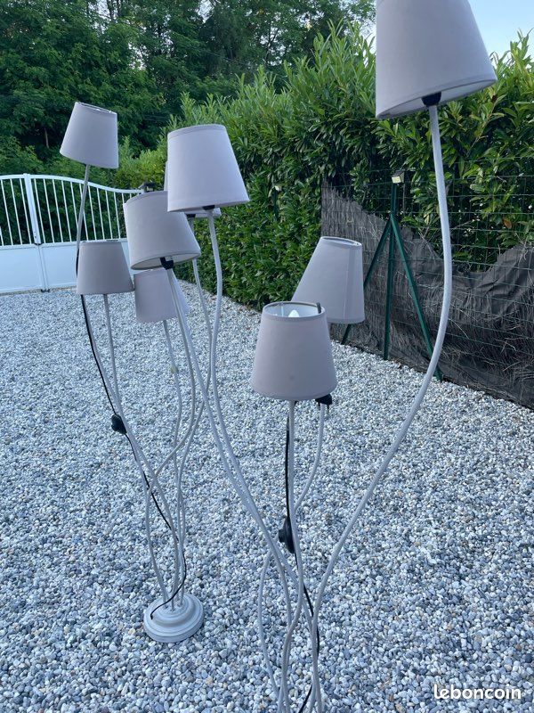 Lampe sur pied 5 abat-jours (image 1)