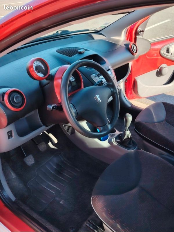 Peugeot 107 entretien constructeur - Voitures