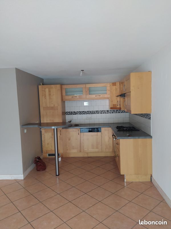Appartement 1 pièce 44 m² · à Cluses · 44 m² · 874 €/mois