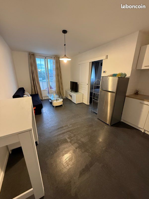 Appartement 2 pièces 35 m² · à Vaulx-en-Velin · 35 m² · 680 €/mois