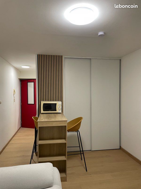 Appartement 1 pièce 20 m² · à Saint-Denis · 20 m² · 560 €