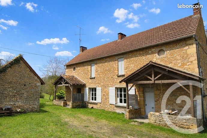 Maison 6 pièces 210 m²