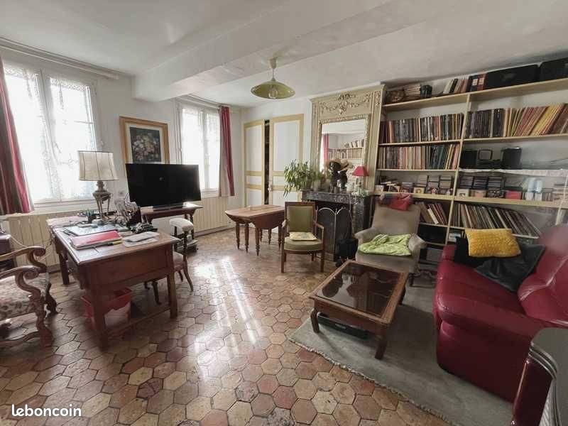Maison 7 pièces 161 m² · à Gisors · 161 m² · 235 000 €