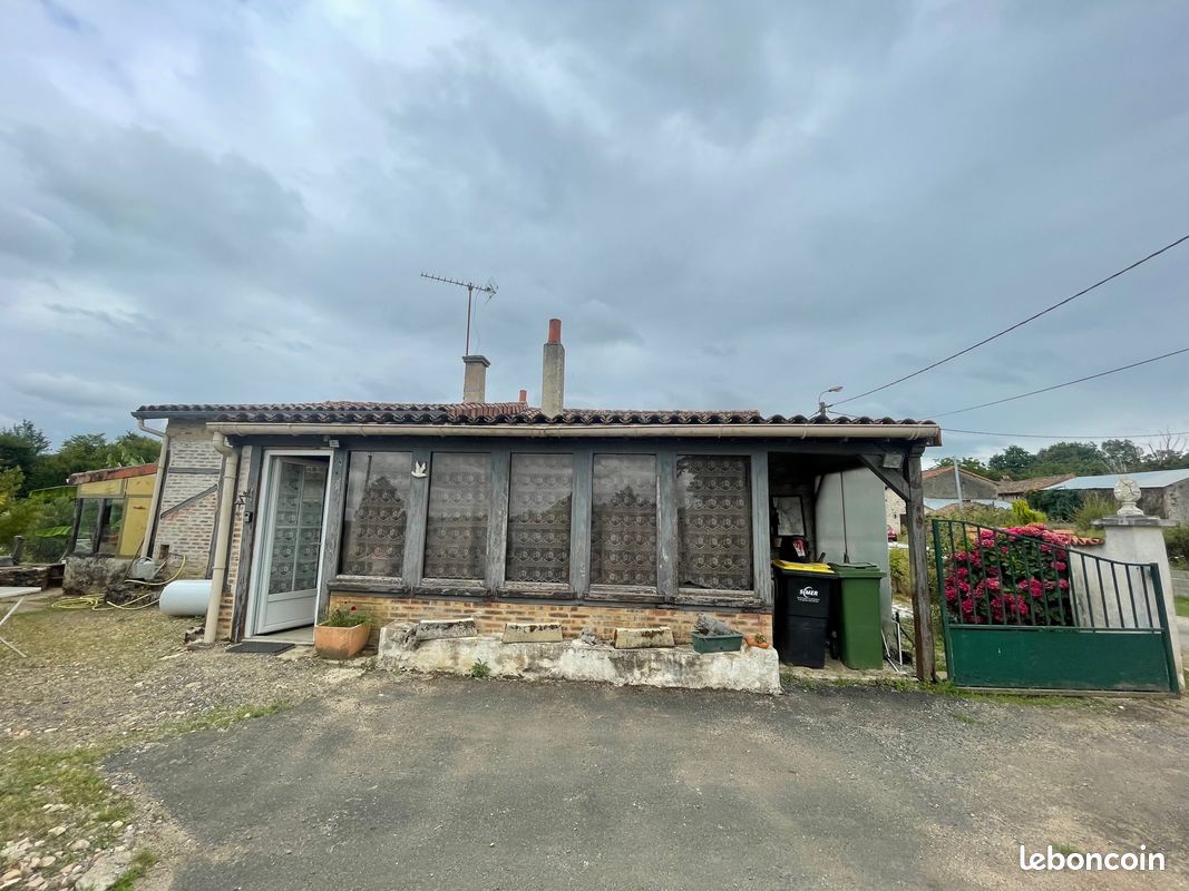 Maison 4 pièces 75 m² · à Surin · 75 m² · 66 000 €