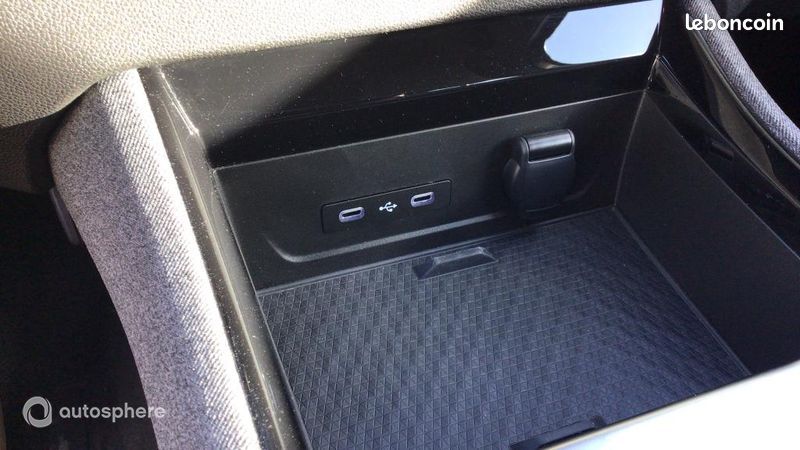 Renault Austral 1.2 E-Tech full hybrid 200ch Evolution - 25 (image 30)