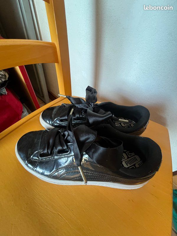 Puma Noir gros noeud Chaussures - Main Image