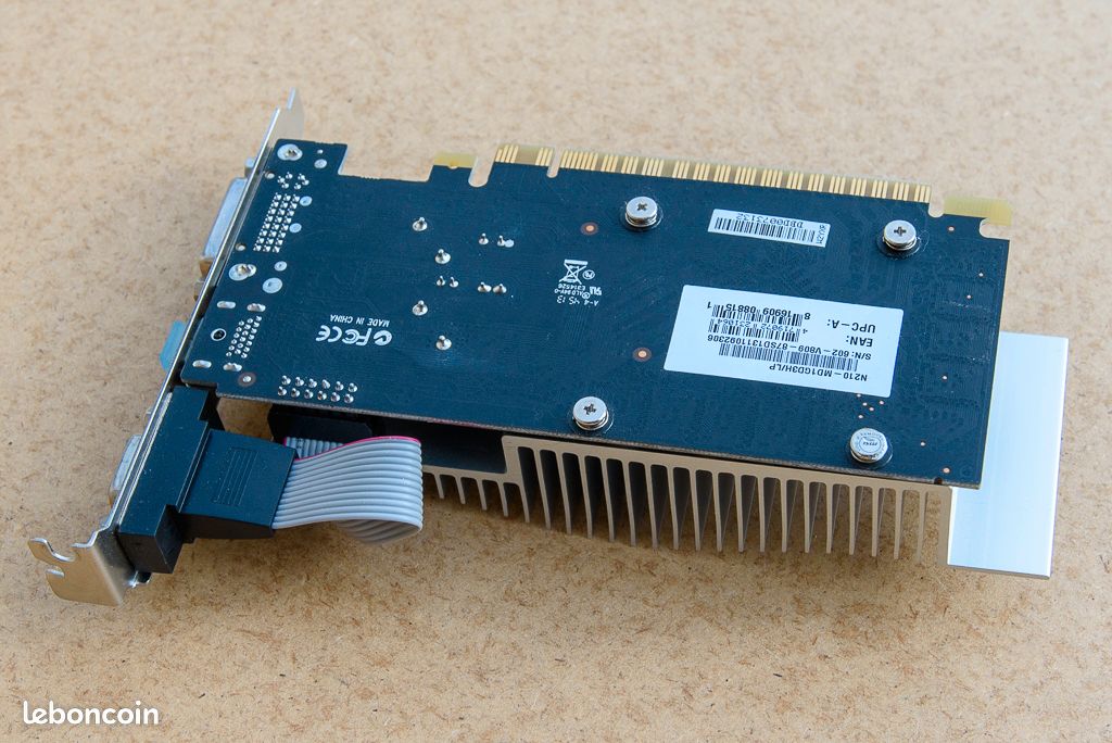 Carte vidéo PCI-E MSI NVIDIA GeForce 210 1 Go GDDR3 - N210
