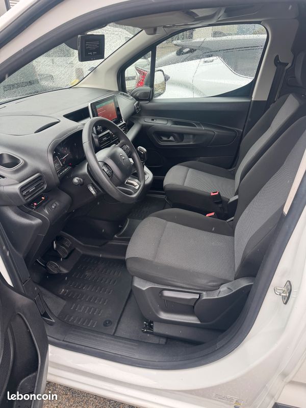 CITROEN BERLINGO BlueHDI 100 (image 9)