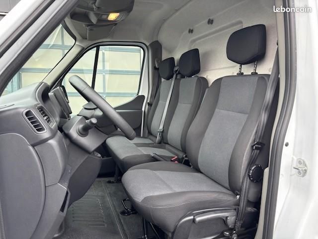 Renault Master FOURGON FGN TRAC F3500 L2H2 BLUE DCI 135 CONFORT (image 9)