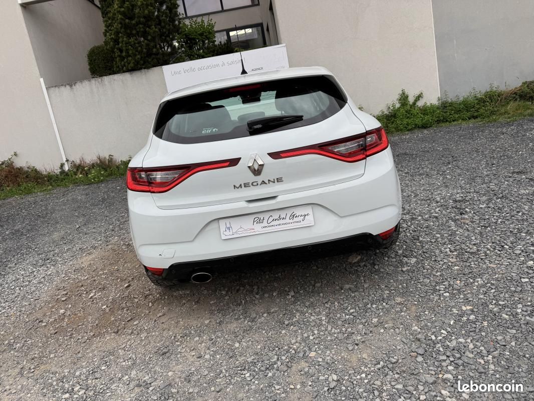 Renault Mégane IV 1.2 TCE 130 Bv6 Drive Select*Crit'Air 1 *61000Km*Moteur à Chaine*Véhicule Sous ... (image 20)