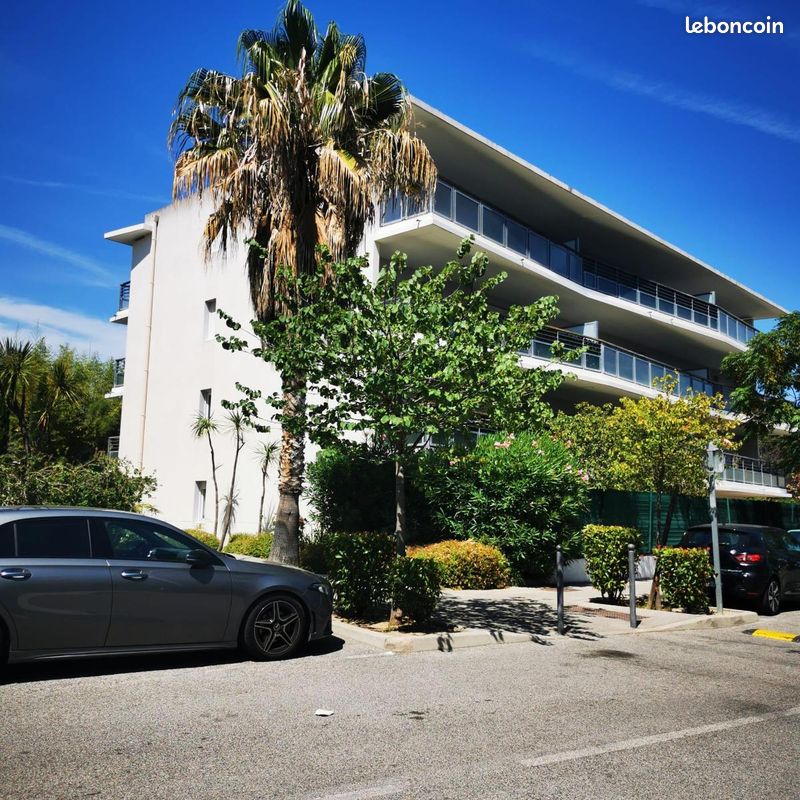 Appartement 1 pièce 29 m² · à La Ciotat · 29 m² · 885 €/mois