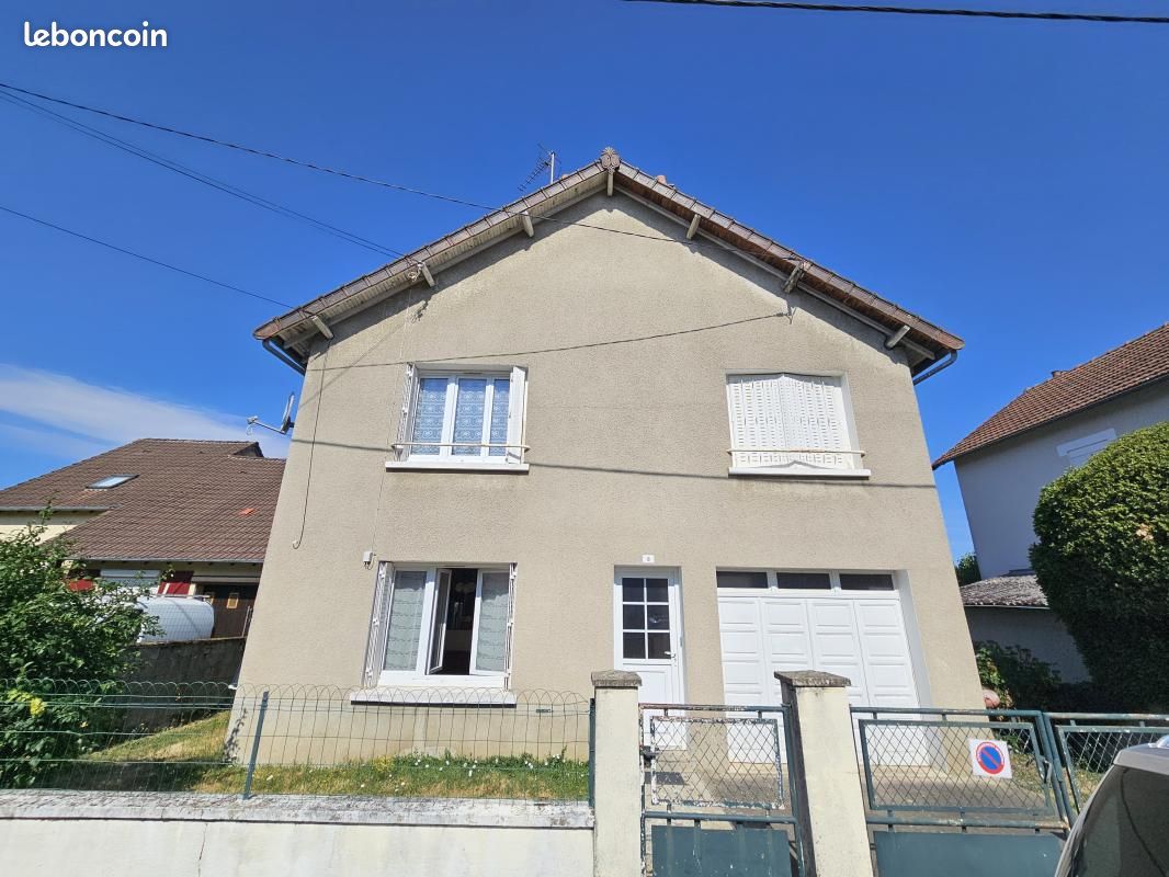 Maison 6 pièces 136 m² · à Guéret · 136 m² · 139 000 €