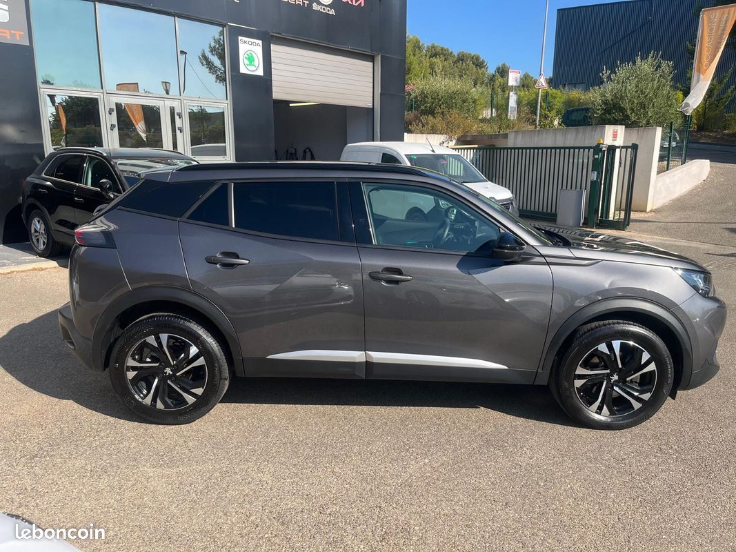 PEUGEOT 2008 1.5 l BLUE HDI 130 CH EAT 8 ALLURE / PREMIERE MAIN / 2022 / CARPLAY / CAMERA / RADARS / CLIM AUTO / CARPLAY / PALETTES AU VOLANT (image 5)